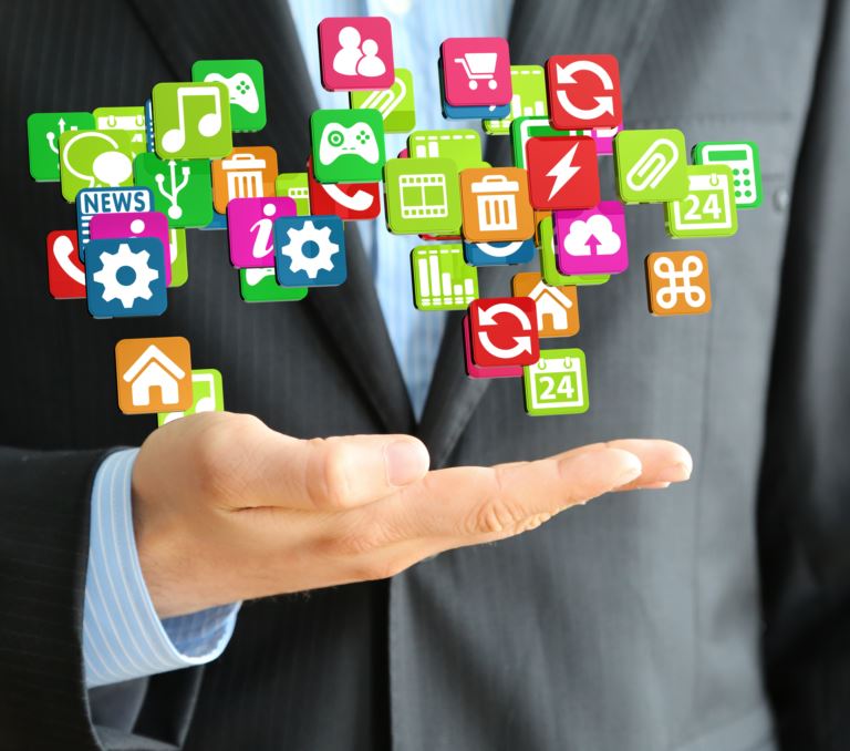 Digital signage yazılımı, medya içerikleri oynatabilen ve ekran yönetimi sağlayabilen bir yönetim sistemidir