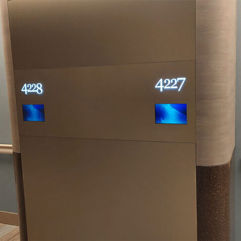 Acibadem-Hastanesi-Maslak-Doktor-Kapi-Bilgilendirme-Ekranlari-1