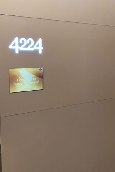 Acibadem-Hastanesi-Maslak-Doktor-Kapi-Bilgilendirme-Ekranlari-6