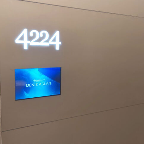 Acibadem-Hastanesi-Maslak-Doktor-Kapi-Bilgilendirme-Ekranlari-8