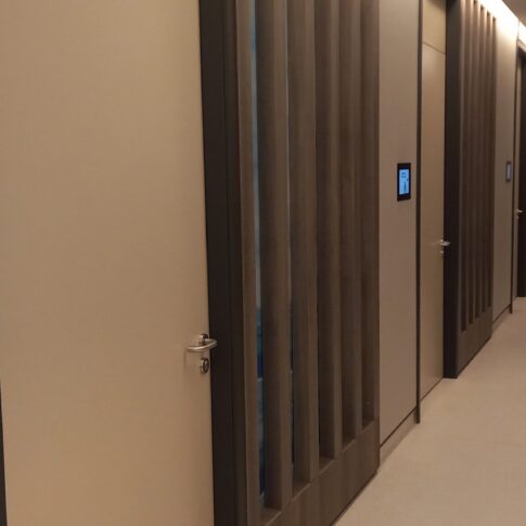 Acibadem-Hastanesi-Taksim-Doktor-Kapi-Bilgilendirme-Ekranlari-2