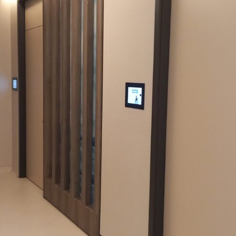 Acibadem-Hastanesi-Taksim-Doktor-Kapi-Bilgilendirme-Ekranlari-4