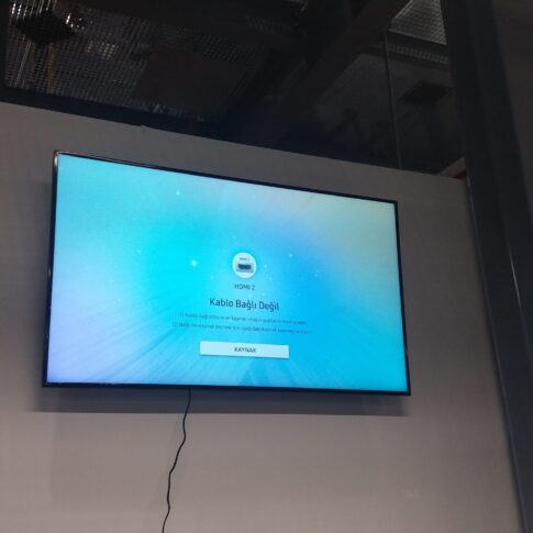 DHL-IGA-Havalimani-Merkez-Bina-Menuboard-6