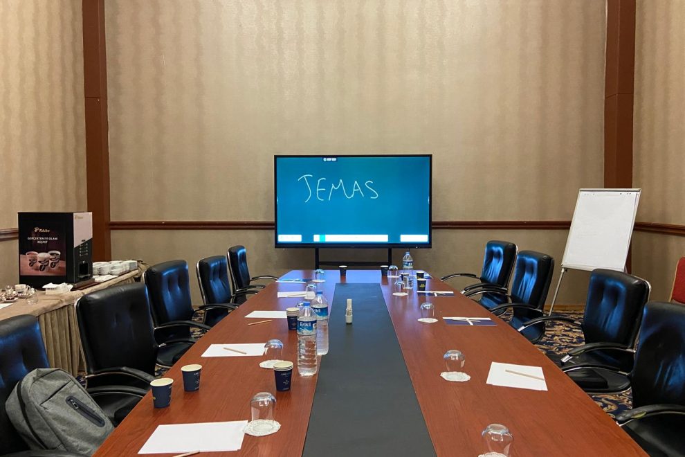 Anemon Hotels Akıllı Tahta