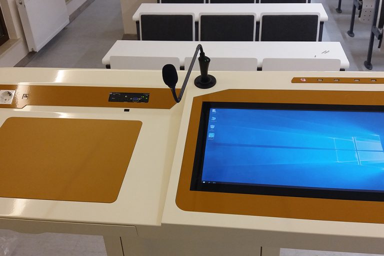 Okullarda Hibrit Sınıf Sistemleri 1